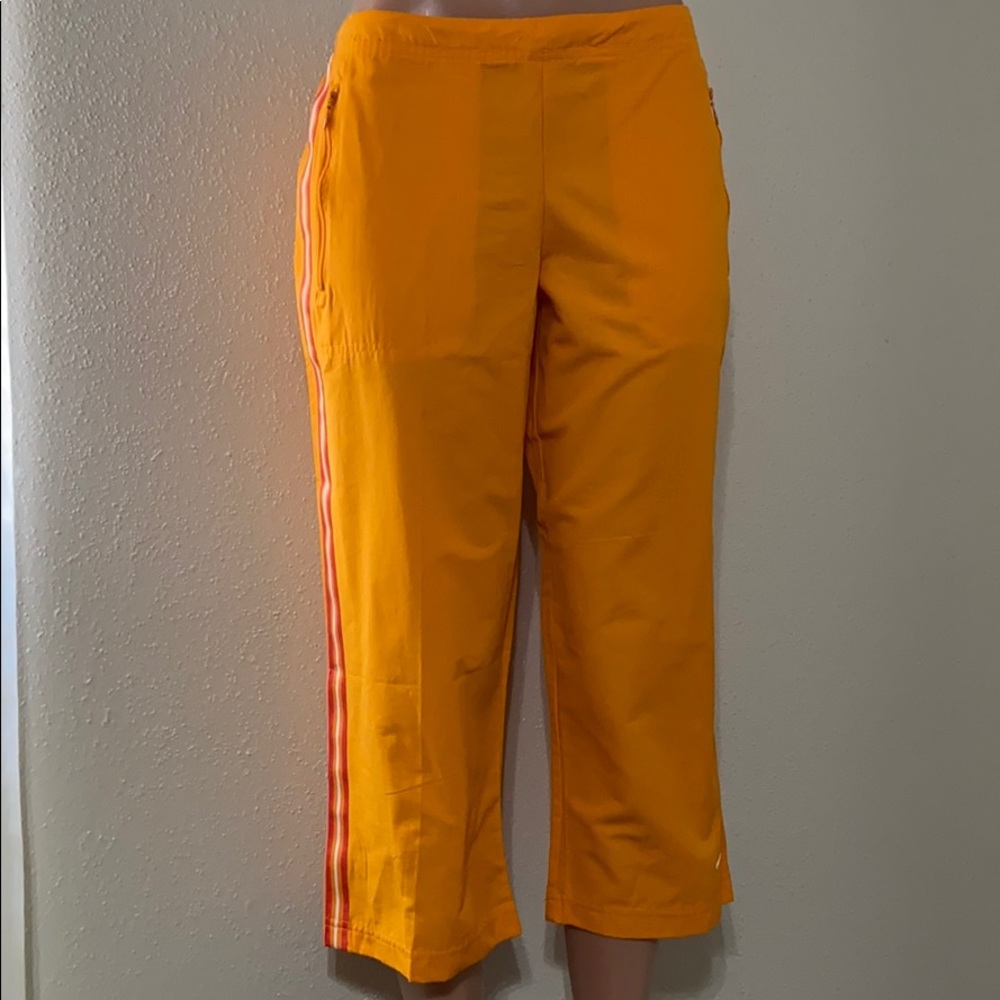 Nike women's Capri